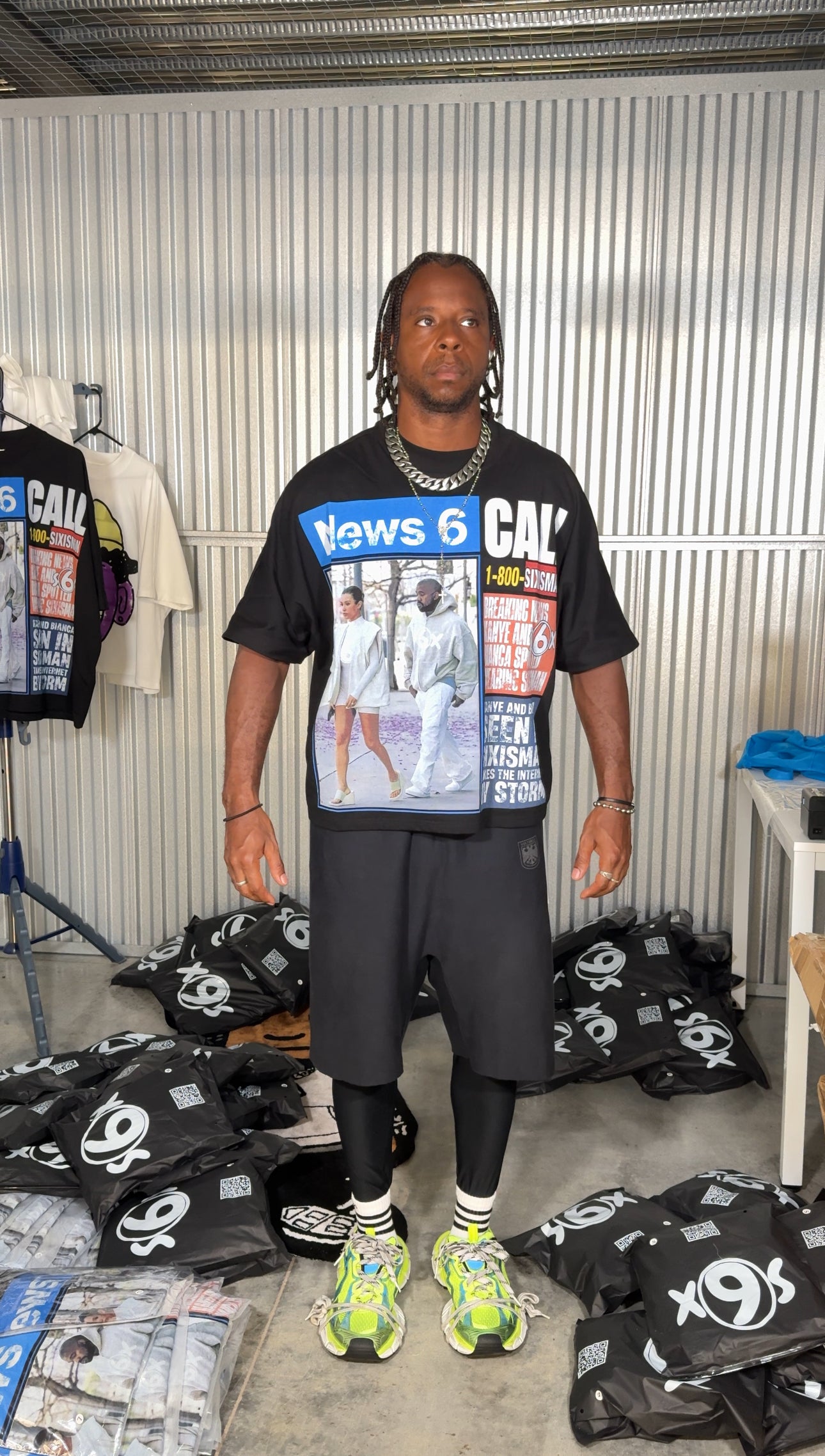 Kanye x Bianca black T-shirt Get after back to school Sale